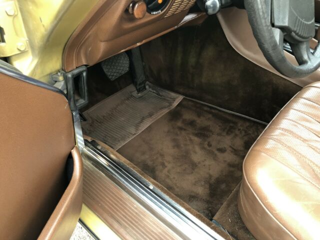 Mercedes-Benz 450SL 1979 image number 14