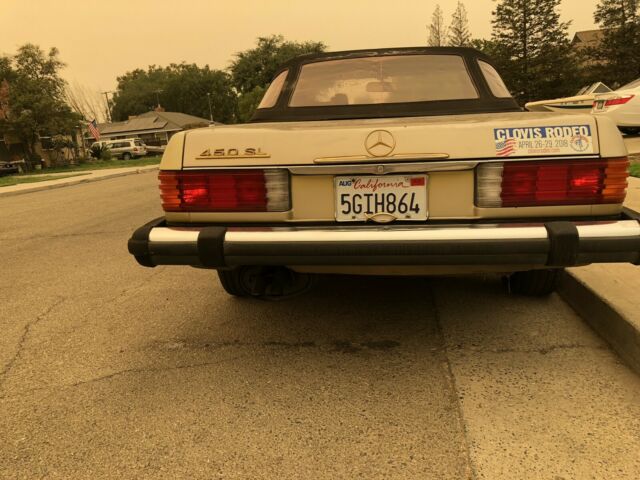 Mercedes-Benz 450SL 1979 image number 3