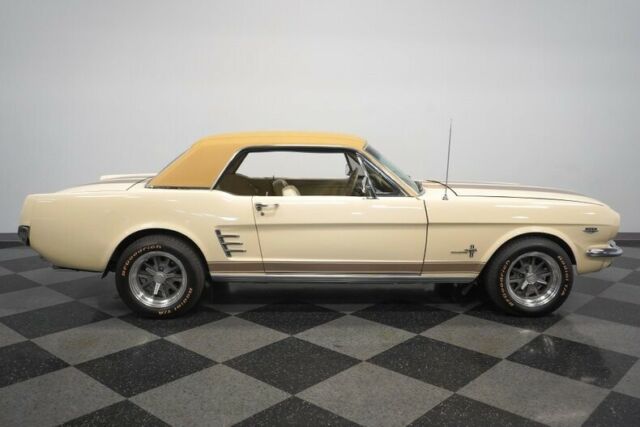 Ford Mustang 1966 image number 15