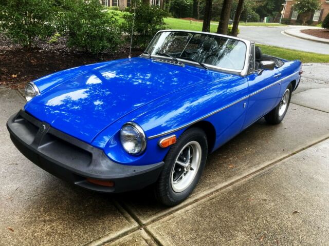 MG MGB 1978 image number 28