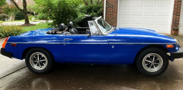 MG MGB 1978 image number 32