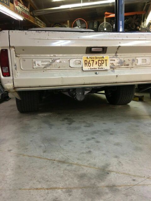 Ford F100 1972 image number 25