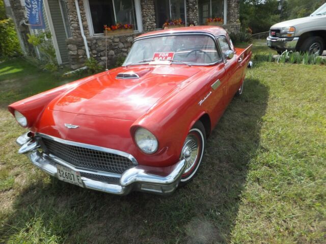 Ford Thunderbird 1957 image number 1
