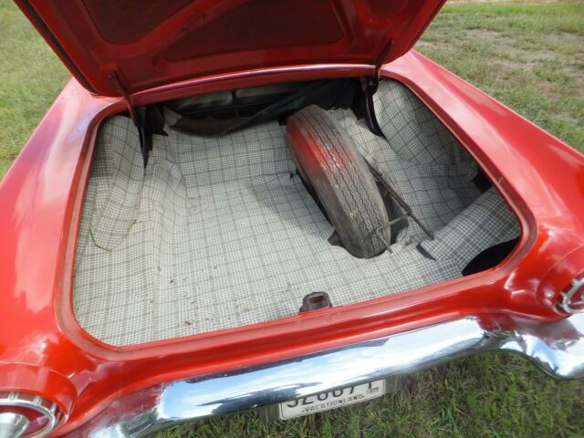 Ford Thunderbird 1957 image number 11