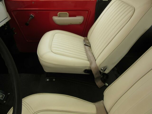 Ford Bronco 1970 image number 34