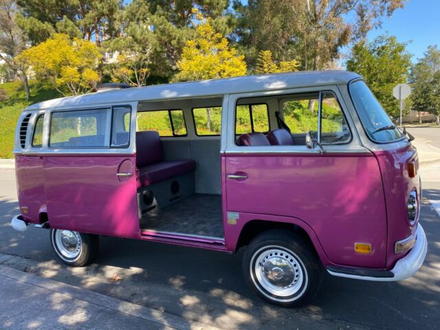 Volkswagen Bus/Vanagon 1971 image number 11