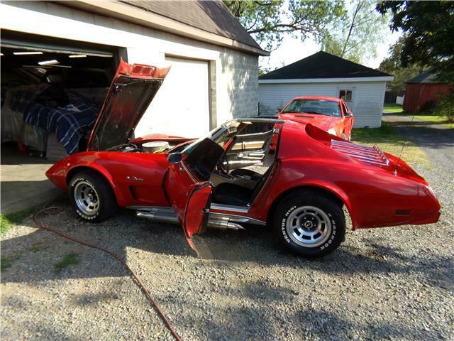 Chevrolet Corvette 1976 image number 15