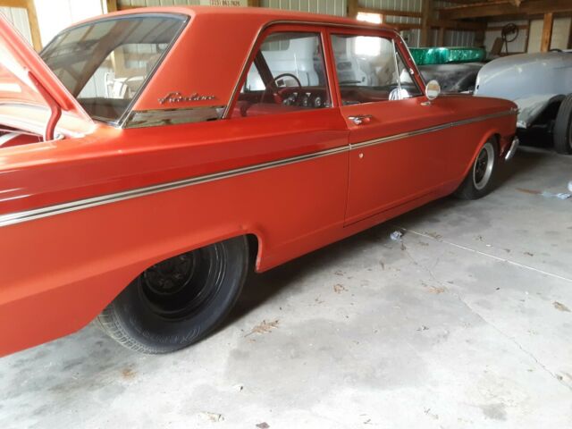 Ford Fairlane 1963 image number 2