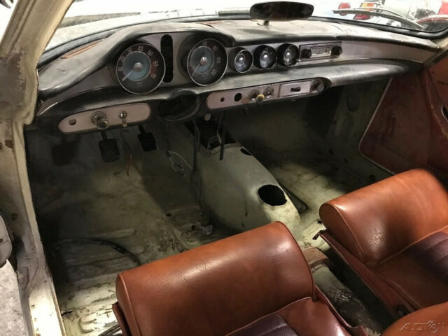 Volvo P1800 1964 image number 13