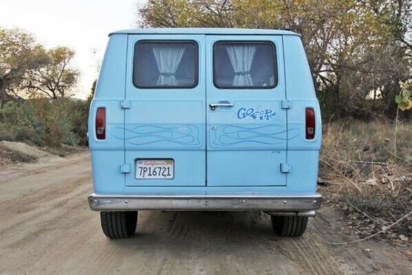 Ford E-Series Van 1970 image number 5