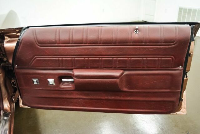 Chevrolet Caprice 1973 image number 17