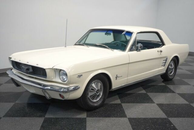 Ford Mustang 1966 image number 21