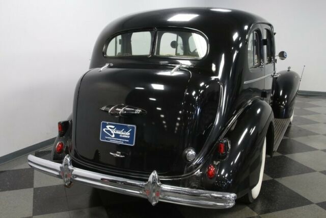 Buick Series 80 1937 image number 13