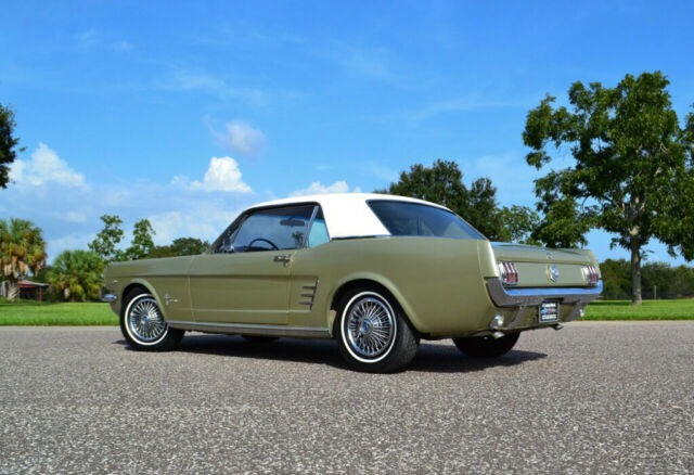 Ford Mustang 1966 image number 10