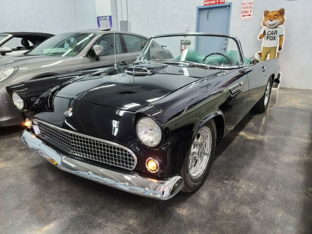 Ford Thunderbird 1955 image number 2