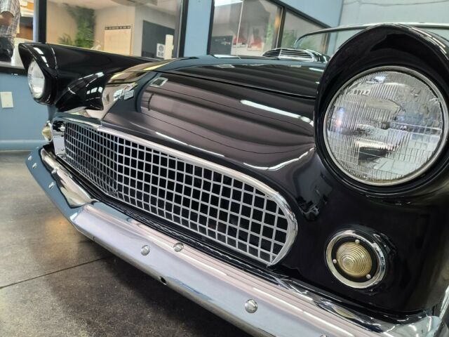 Ford Thunderbird 1955 image number 28