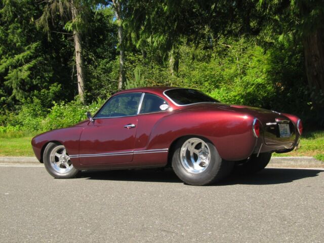 Volkswagen Karmann Ghia 1969 image number 0