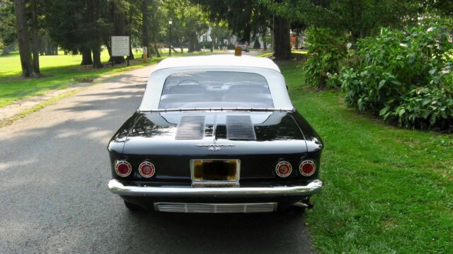 Chevrolet Corvair 1962 image number 25