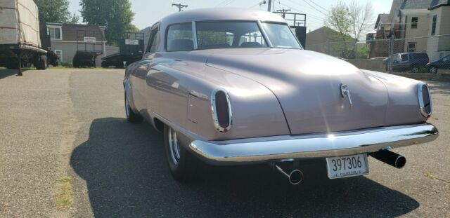 Studebaker Commander Eight 1951 image number 7