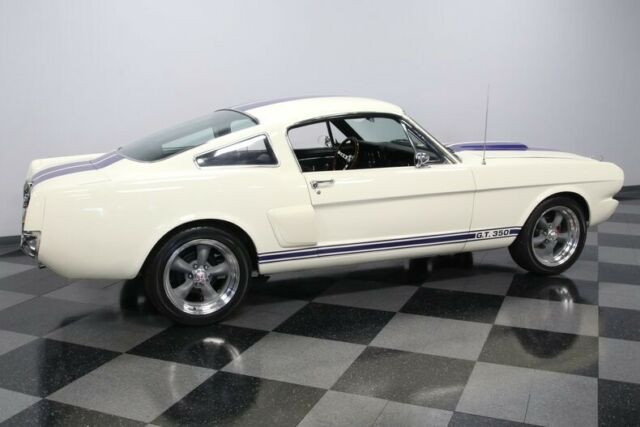 Ford Mustang 1966 image number 14