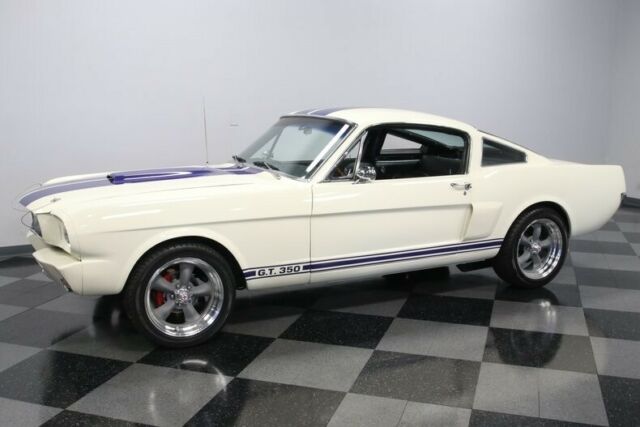 Ford Mustang 1966 image number 6