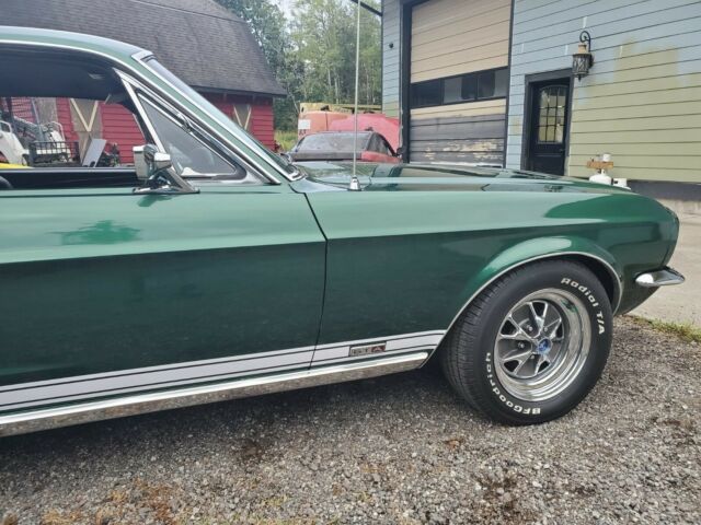 Ford Mustang 1967 image number 20