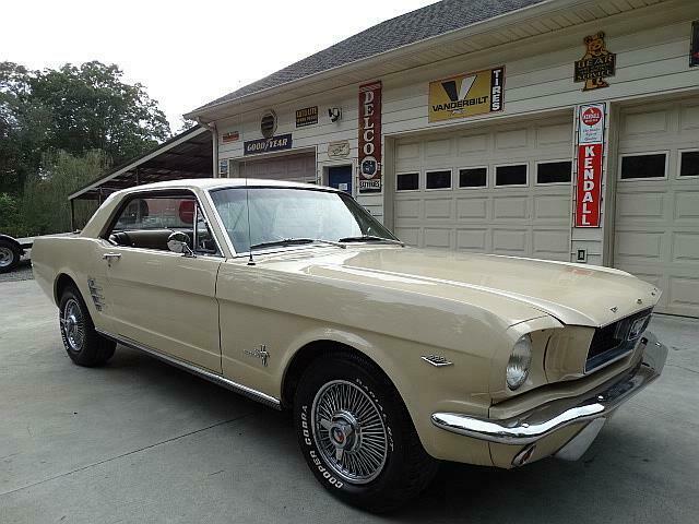 Ford Mustang 1966 image number 2