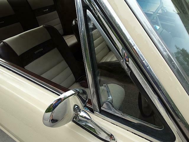 Ford Mustang 1966 image number 22