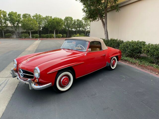 Mercedes-Benz SL-Class 1959 image number 1
