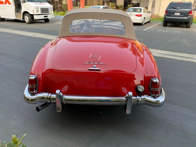 Mercedes-Benz SL-Class 1959 image number 5