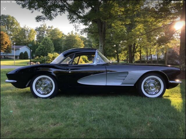 Chevrolet Corvette 1961 image number 3