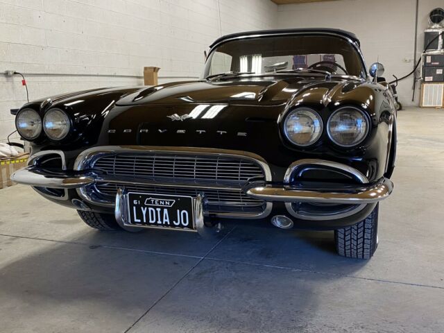 Chevrolet Corvette 1961 image number 34