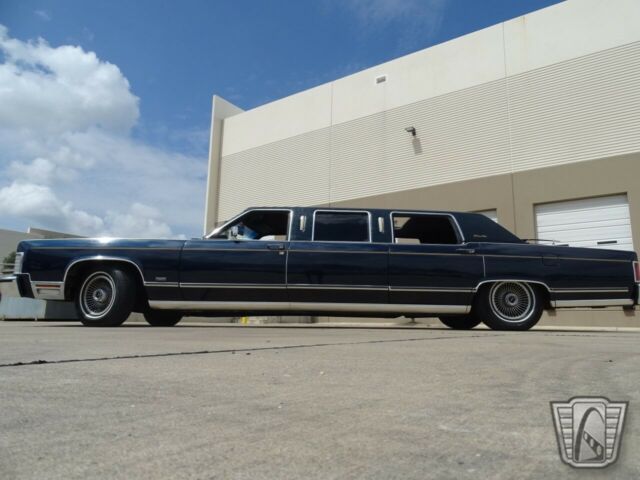 Lincoln Continental 1979 image number 43