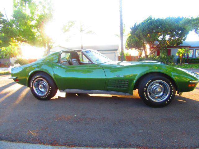 Chevrolet Corvette 1972 image number 35