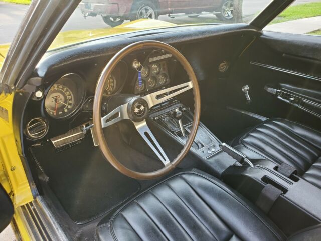 Chevrolet Corvette 1968 image number 14