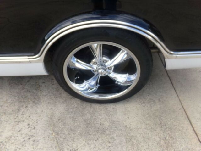 Chevrolet C-10 1968 image number 16