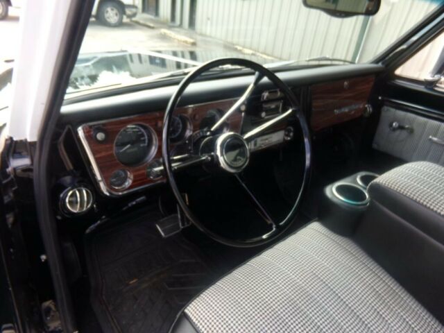 Chevrolet C-10 1968 image number 22