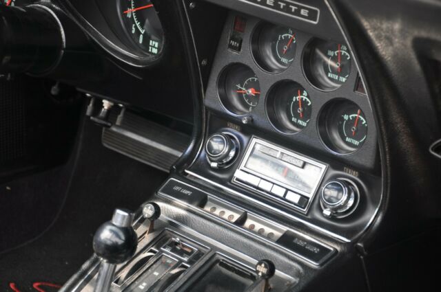 Chevrolet Corvette 1969 image number 46