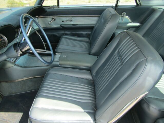 Ford Thunderbird 1963 image number 14