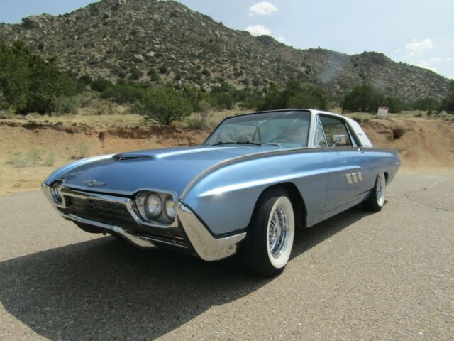 Ford Thunderbird 1963 image number 23