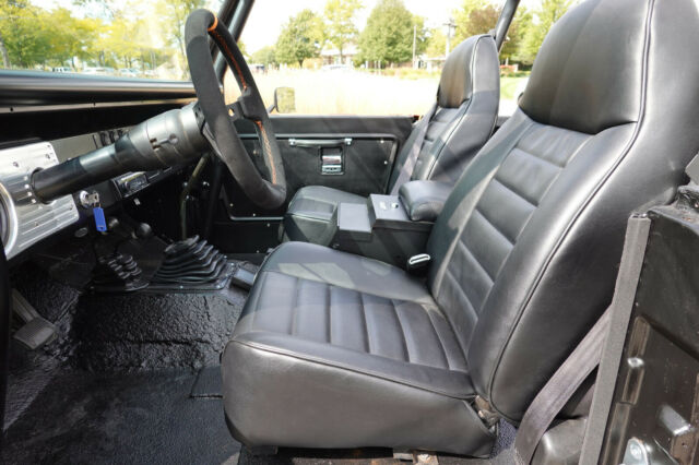 Ford Bronco 1973 image number 7