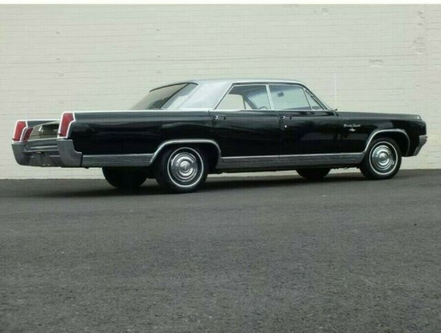 Oldsmobile Ninety-Eight 1963 image number 5