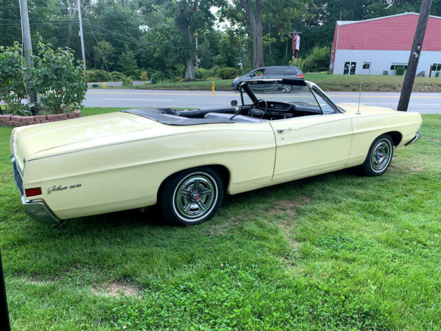 Ford Galaxie 1968 image number 21