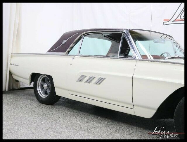 Ford Thunderbird 1963 image number 26