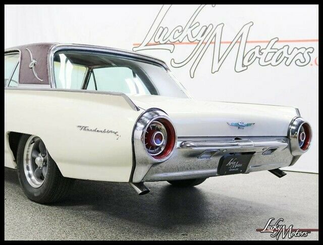 Ford Thunderbird 1963 image number 9