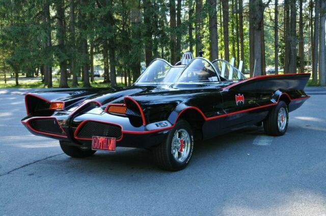 Replica/Kit Makes Batmobile 1966 image number 3