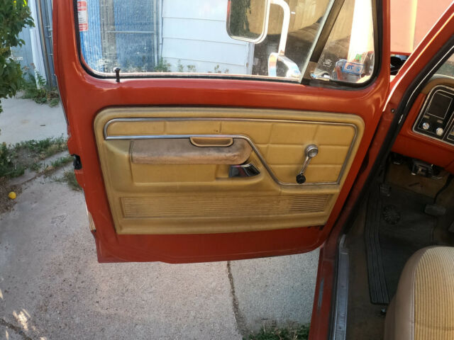 Ford F-250 1977 image number 20