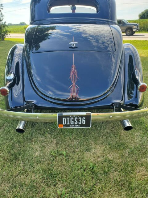 Ford coupe 1936 image number 2