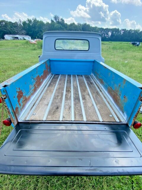 Chevrolet C-10 1961 image number 25