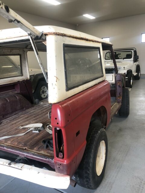 Ford Bronco 1973 image number 2